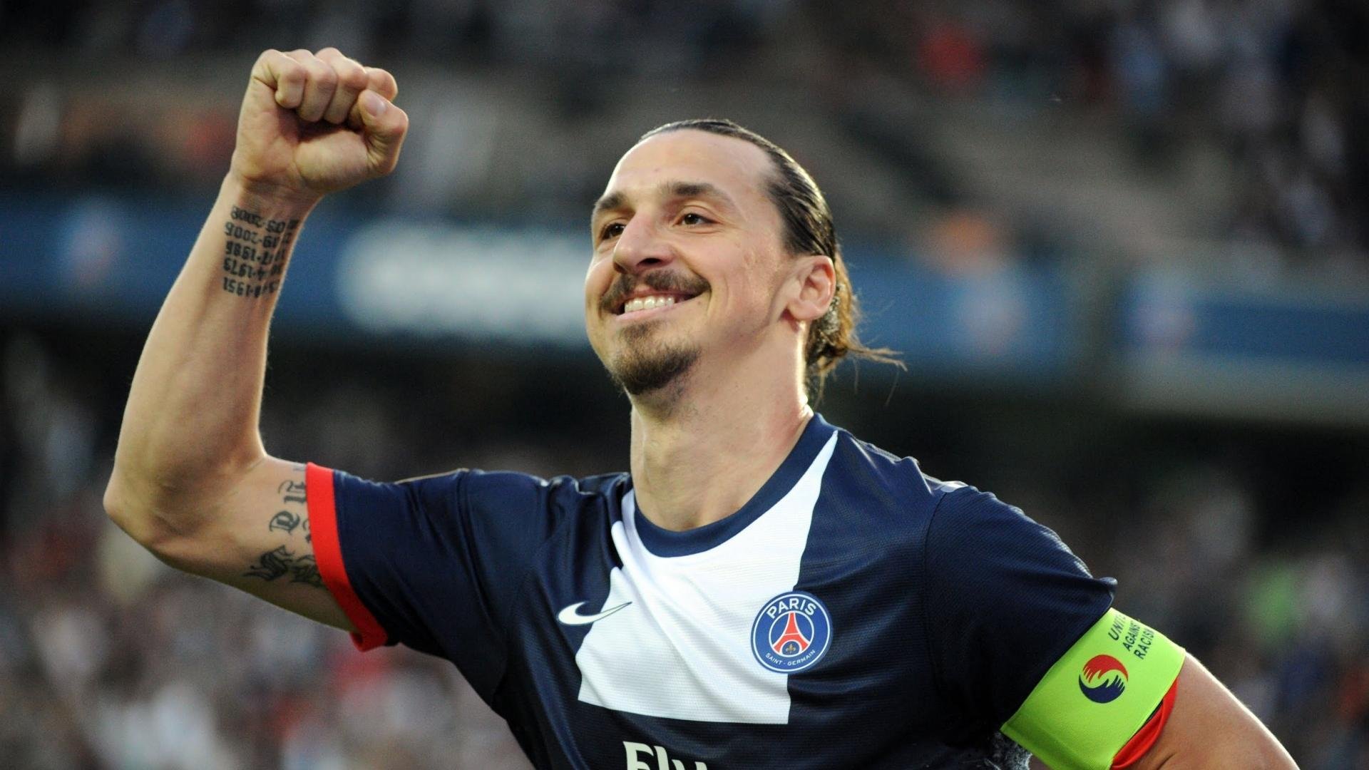 乌拉圭男足在巴黎奥运会比赛中以2-0战胜西班牙,乌拉圭男子足球队